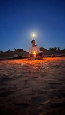 Das innere Feuer leben. Yoga und Räuchern Galeriebild 38
